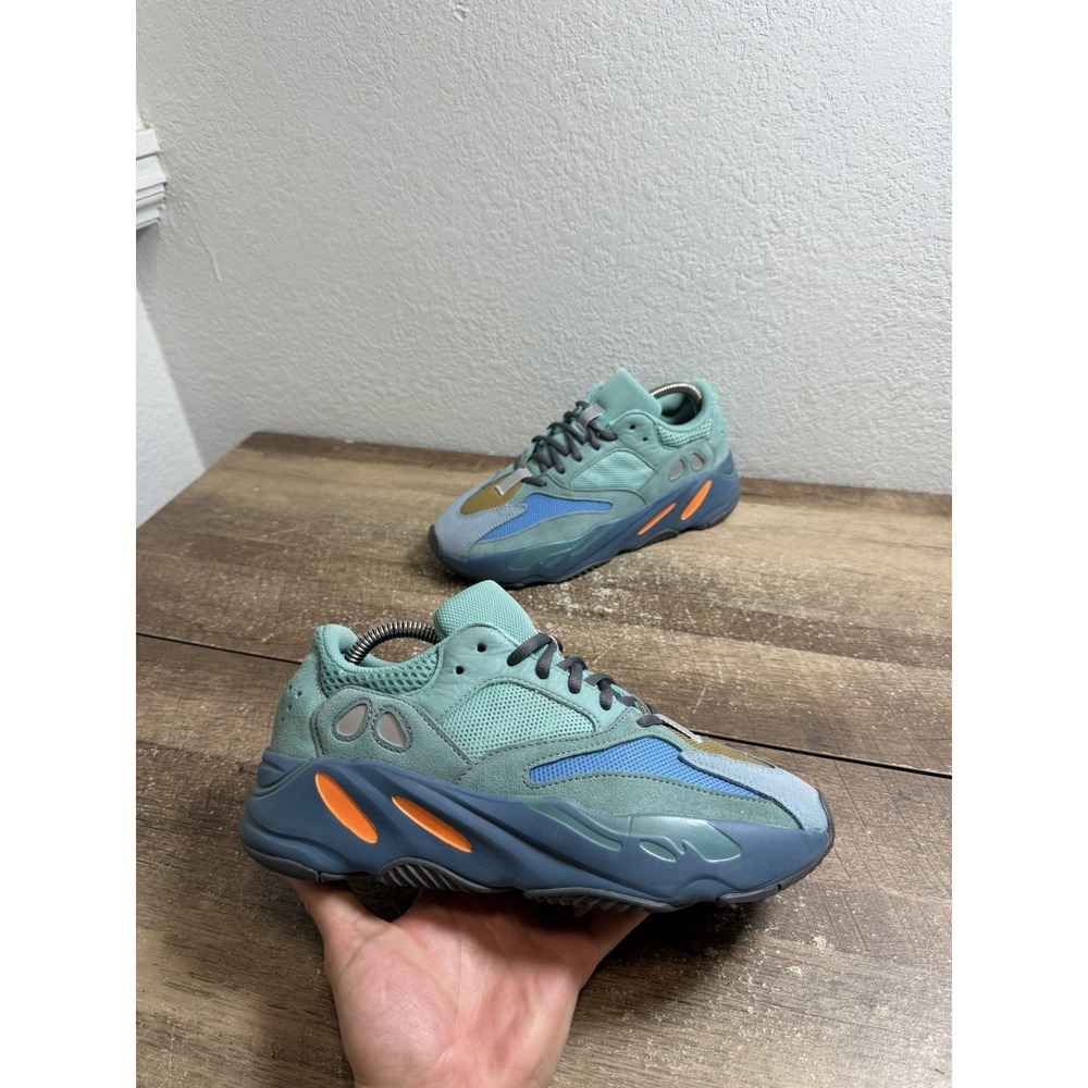 Adidas Yeezy Boost 700 Faded Azure Men's Size 7.5 Sneakers Shoes GZ2002